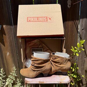 Pikolinos Caramel Beige Suede Booties in Box Spain Size 36 2016